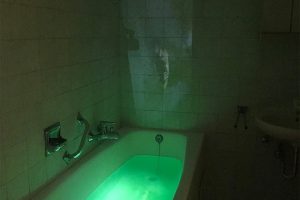 kunstgehtbaden_nana-dix_floating-02