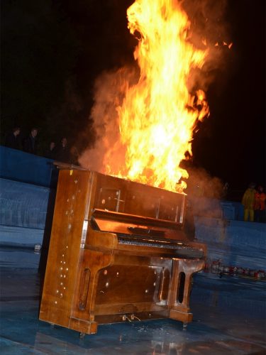 Letzte Oktave / Samuel Schaab // Clara Frühstück und Gäste