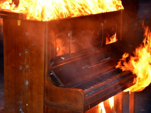 Letzte Oktave / Samuel Schaab // Clara Frühstück und Gäste